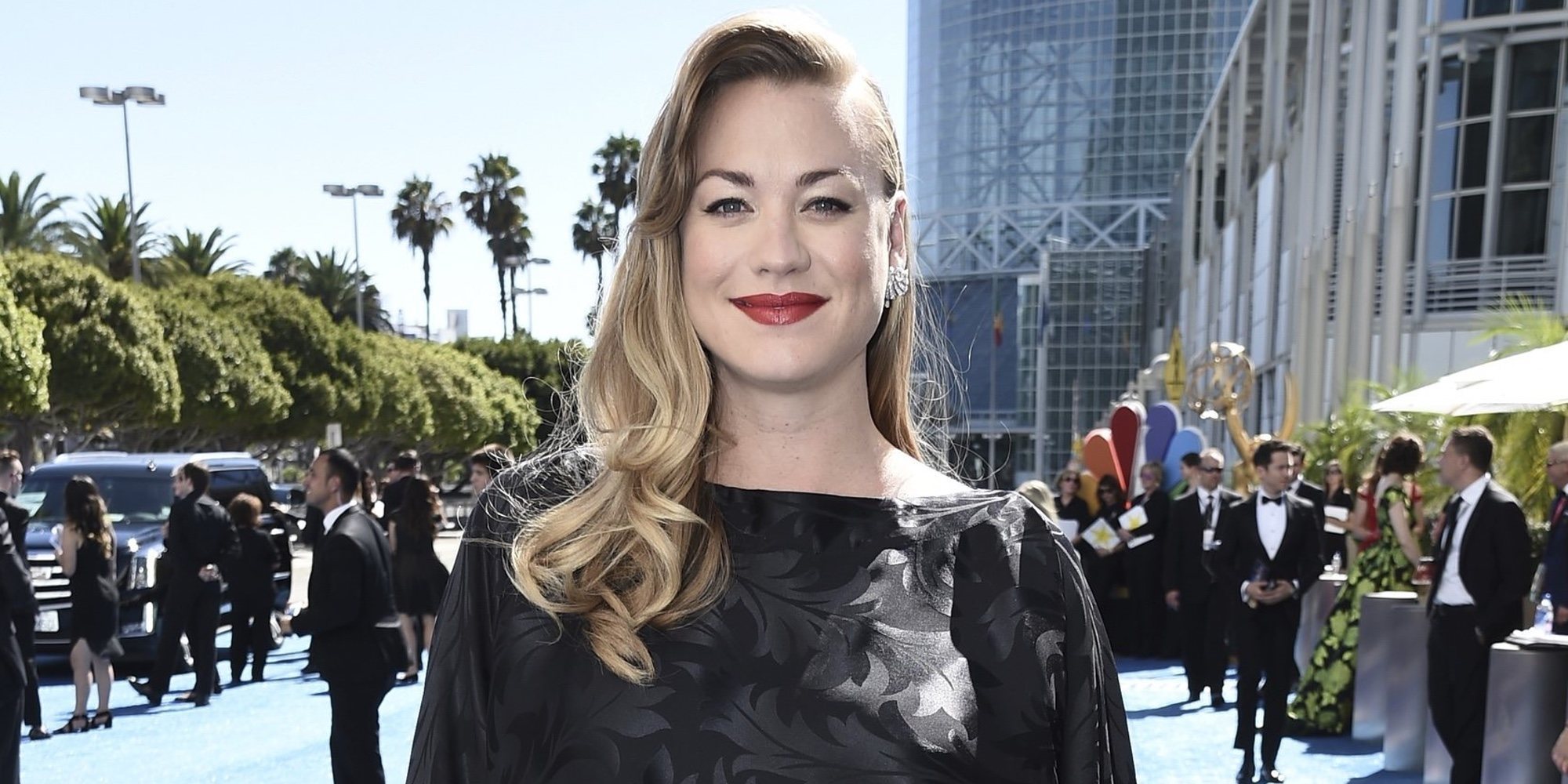 Yvonne Strahovski ('El cuento de la criada') anuncia el nacimiento de su primer hijo