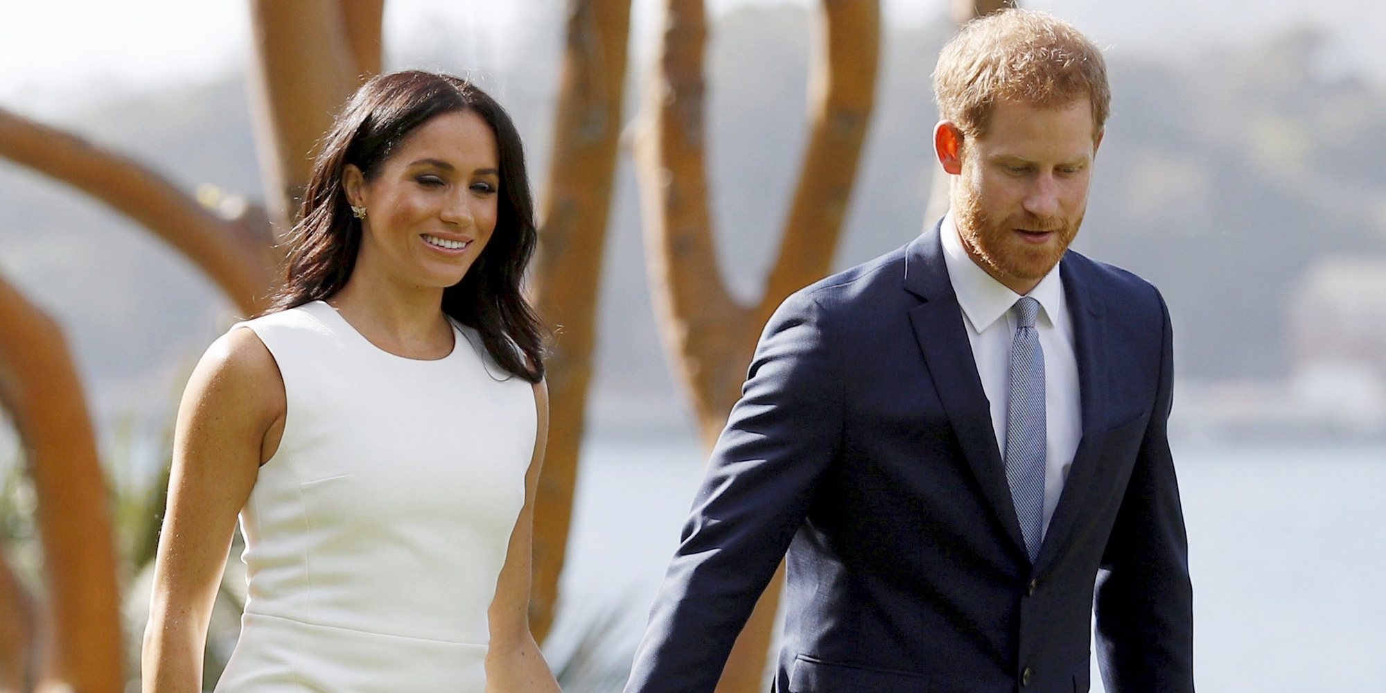 La divertida reacción del Príncipe Harry y Meghan Markle al recibir los primeros regalos para el bebé que esperan