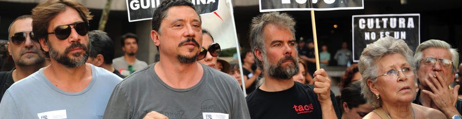 Pilar, Carlos y Javier Bardem lideran la manifestación en Madrid contra la subida del IVA en la cultura