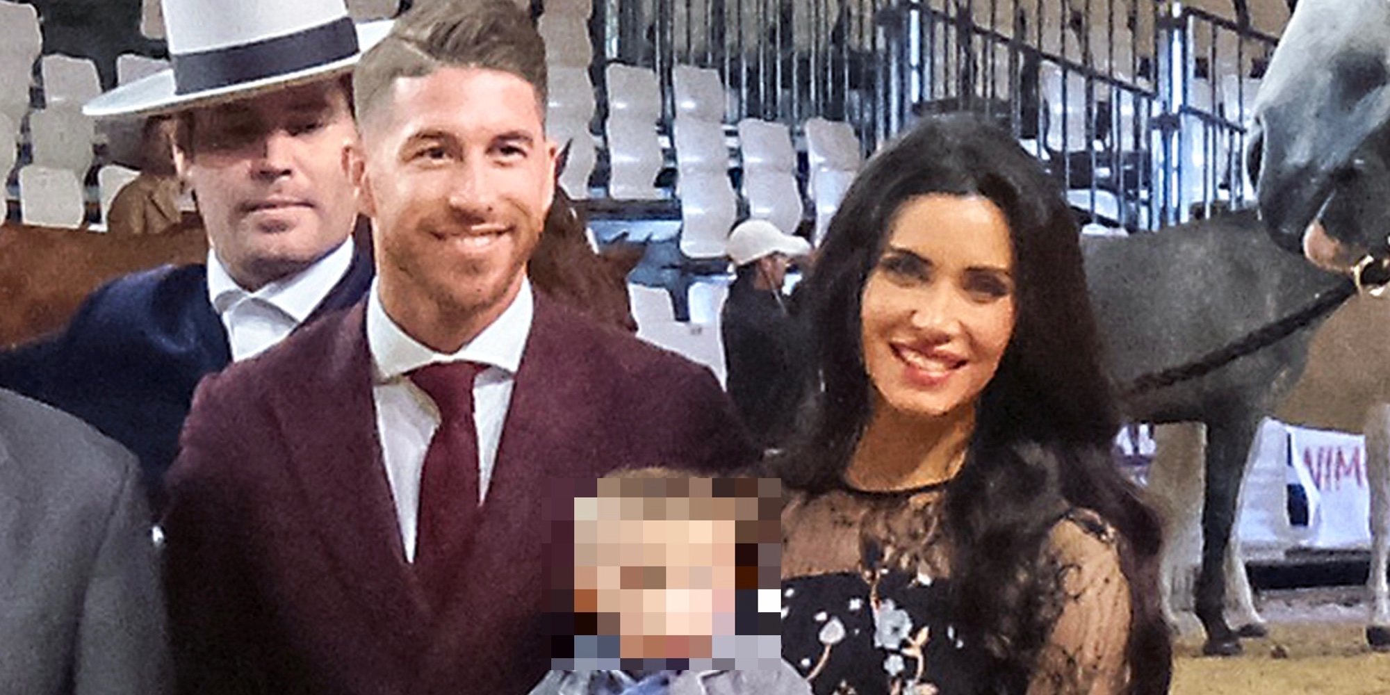 Sergio Ramos, muy feliz tras recibir el premio de Mejor Caballo del Mundo rodeado de su familia