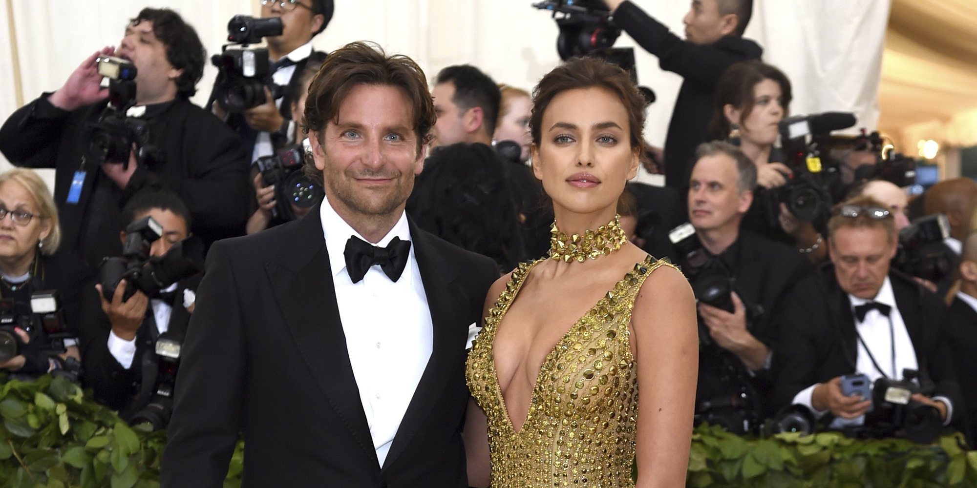 Irina Shayk y Bradley Cooper salen de paseo con su hija tras los rumores de ruptura