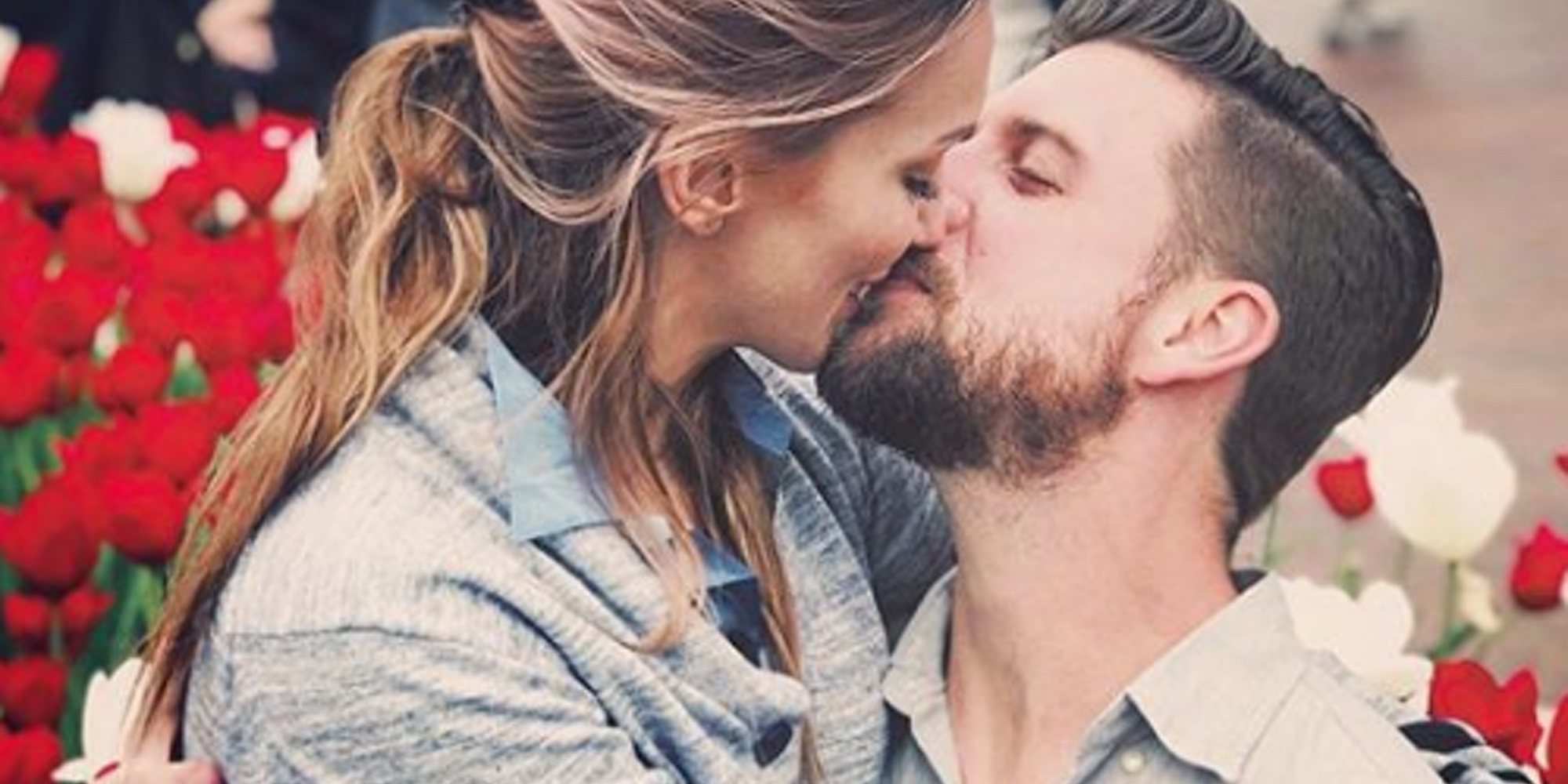 Katie Cassidy y Matthew Rodgers se han casado después de un año comprometidos