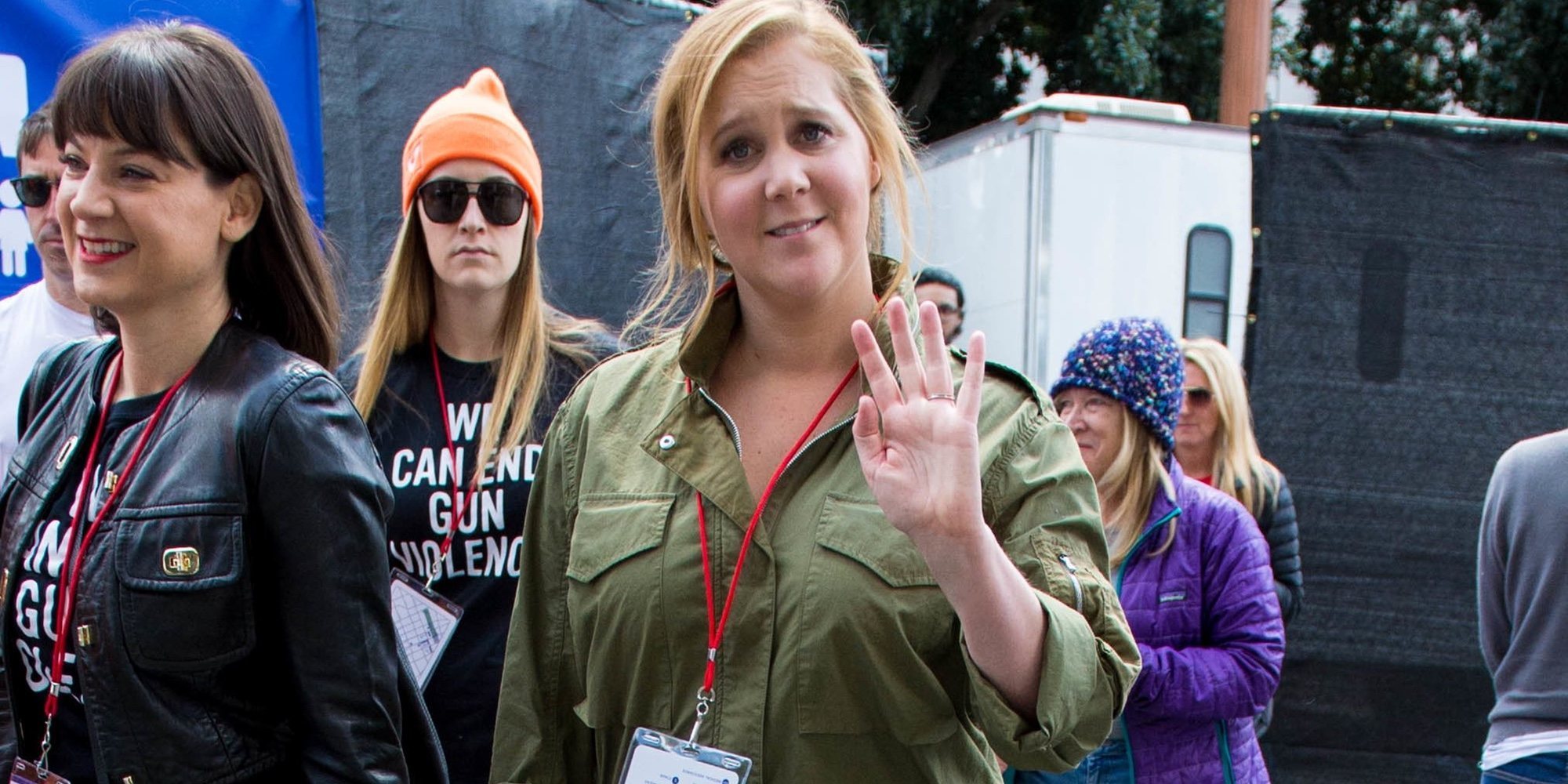 Amy Schumer cuenta los pormenores de su embarazo: no para de vomitar