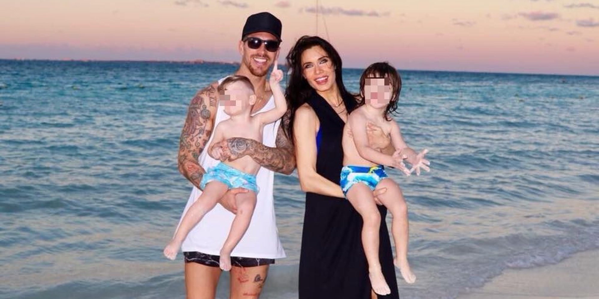 Sergio Ramos y Pilar Rubio felicitan la Navidad con un bonito posado familiar