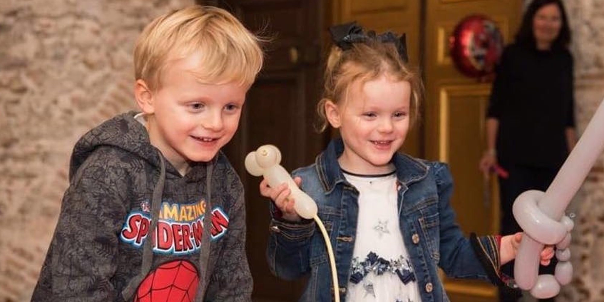 Los Príncipes Jacques y Gabriella de Mónaco ya están listos para la vuelta al colegio