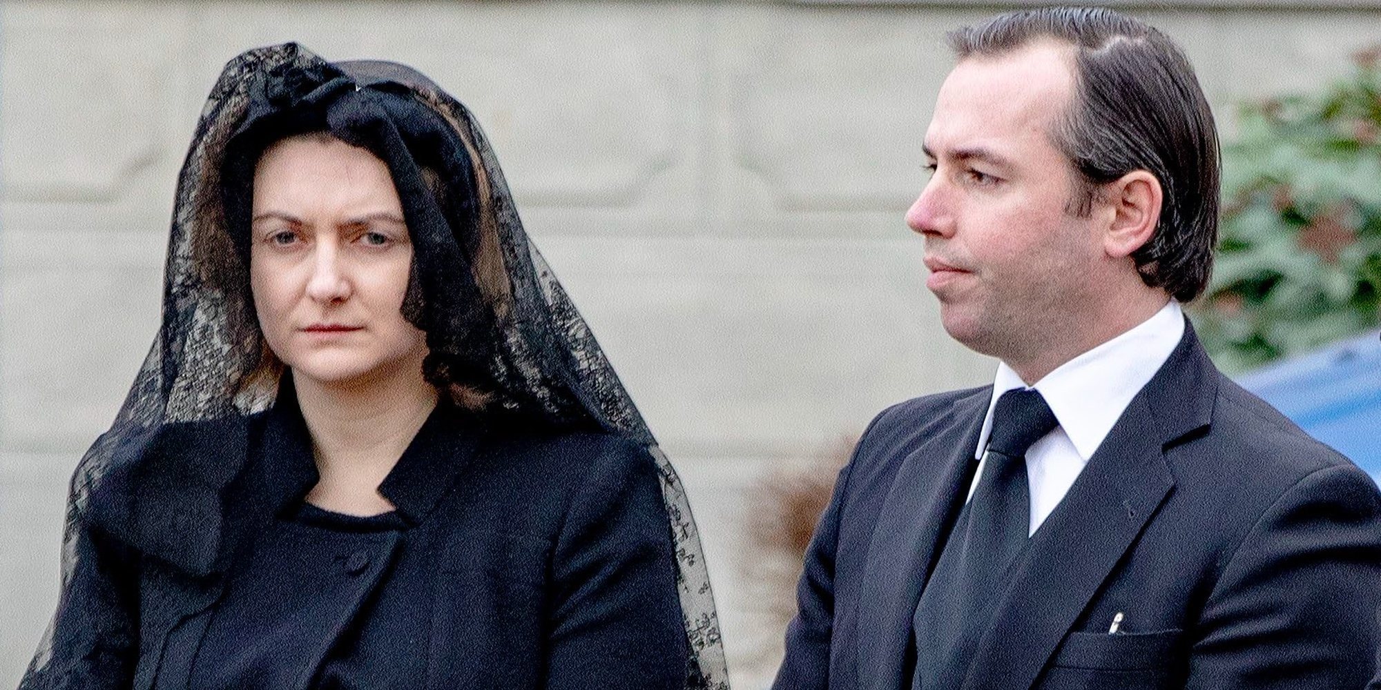 Stéphanie de Lannoy, arropada por la Familia Real de Luxemburgo y Matilde de Bélgica en el funeral de su padre