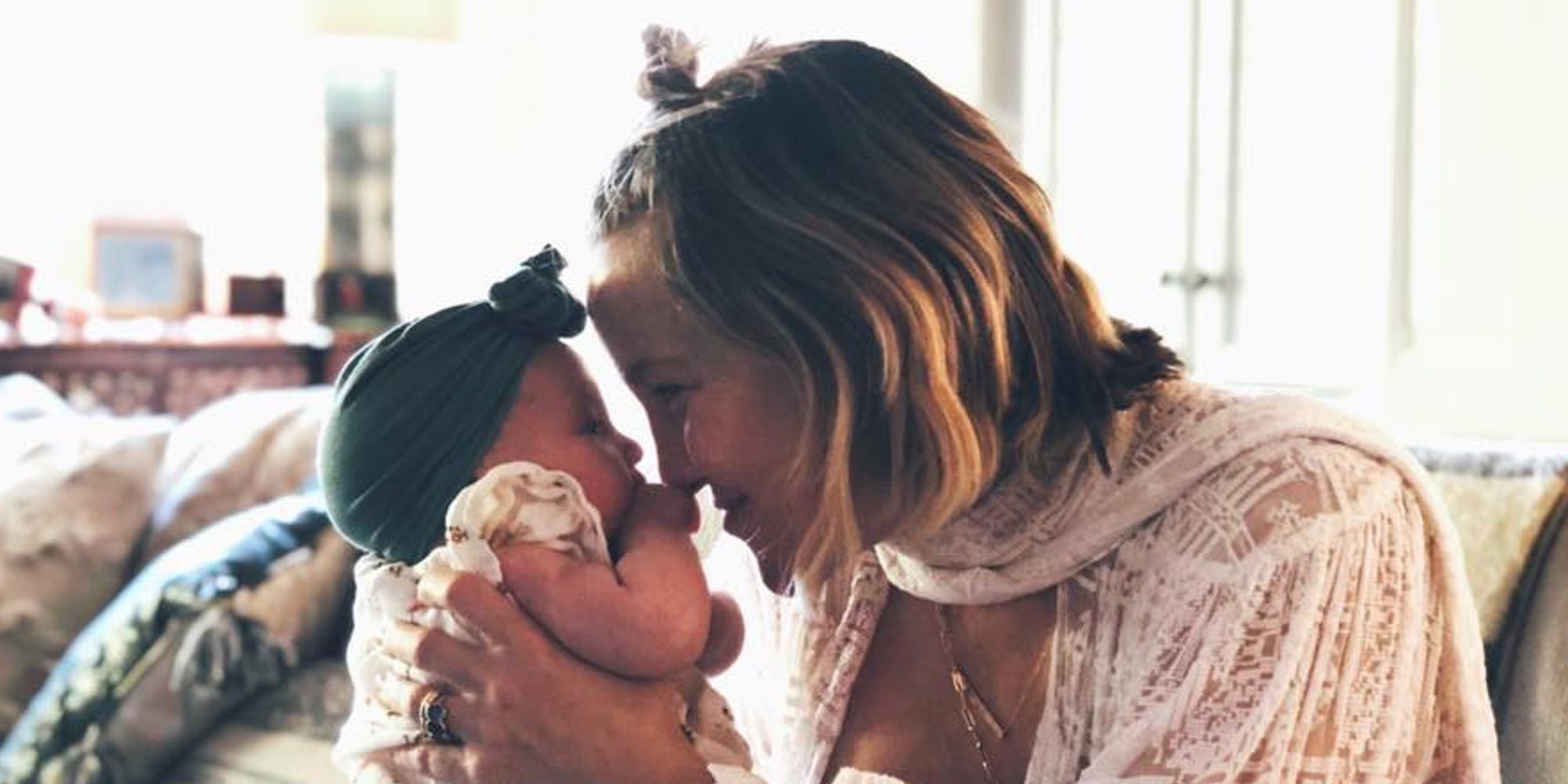 Kate Hudson asegura que criará a su hija con un enfoque "sin género"