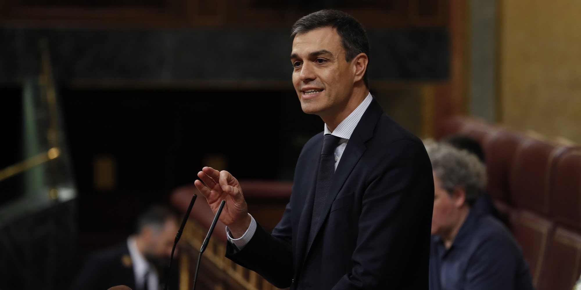 Lo primero que hizo Pedro Sánchez al llegar a La Moncloa: cambiar el colchón en el que dormía Mariano Rajoy