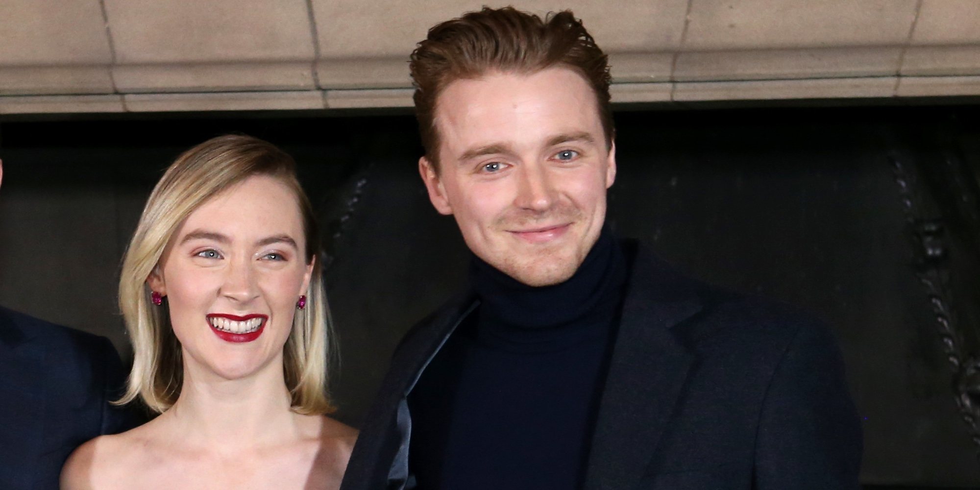 Jack Lowden guarda silencio sobre los rumores de un posible romance con Saoirse Ronan, su compañera de reparto