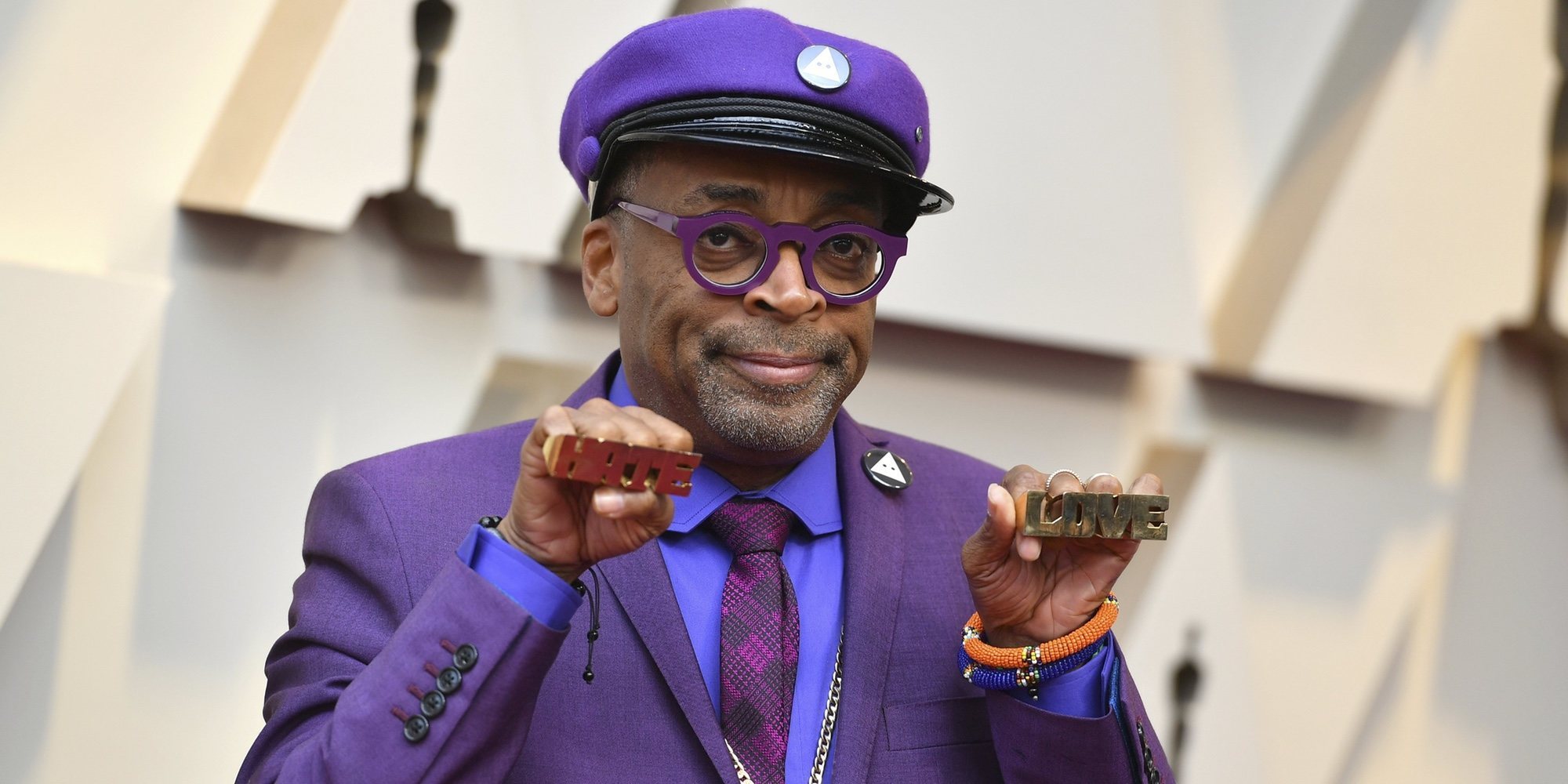 Spike Lee rinde homenaje a Prince y a Michael Jordan a través de su ropa en los Premios Oscar 2019