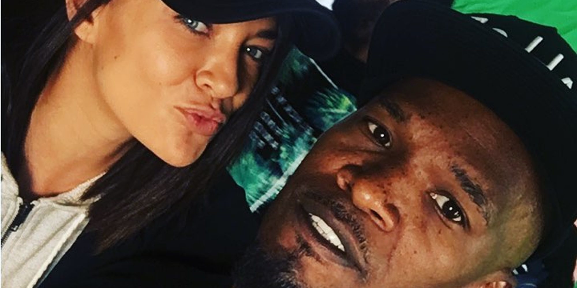 Jamie Foxx dice que está soltero y aparece con Jessica Szohr en la fiesta posterior a los Oscar