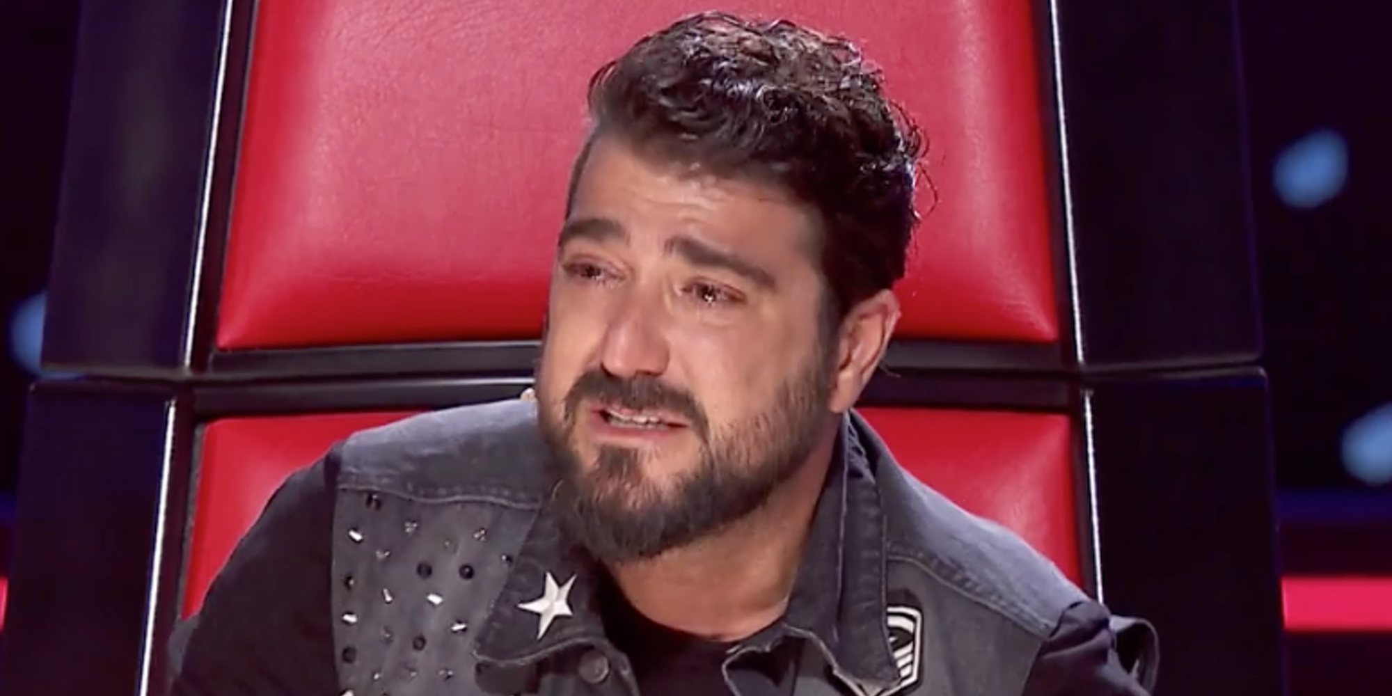 Antonio Orozco rompe a llorar en 'La Voz' al recordar a la madre de su hijo