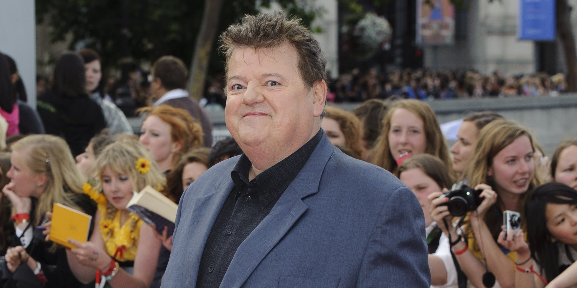 Robbie Coltrane, Hagrid en 'Harry Potter', está en silla de ruedas a la espera de una operación