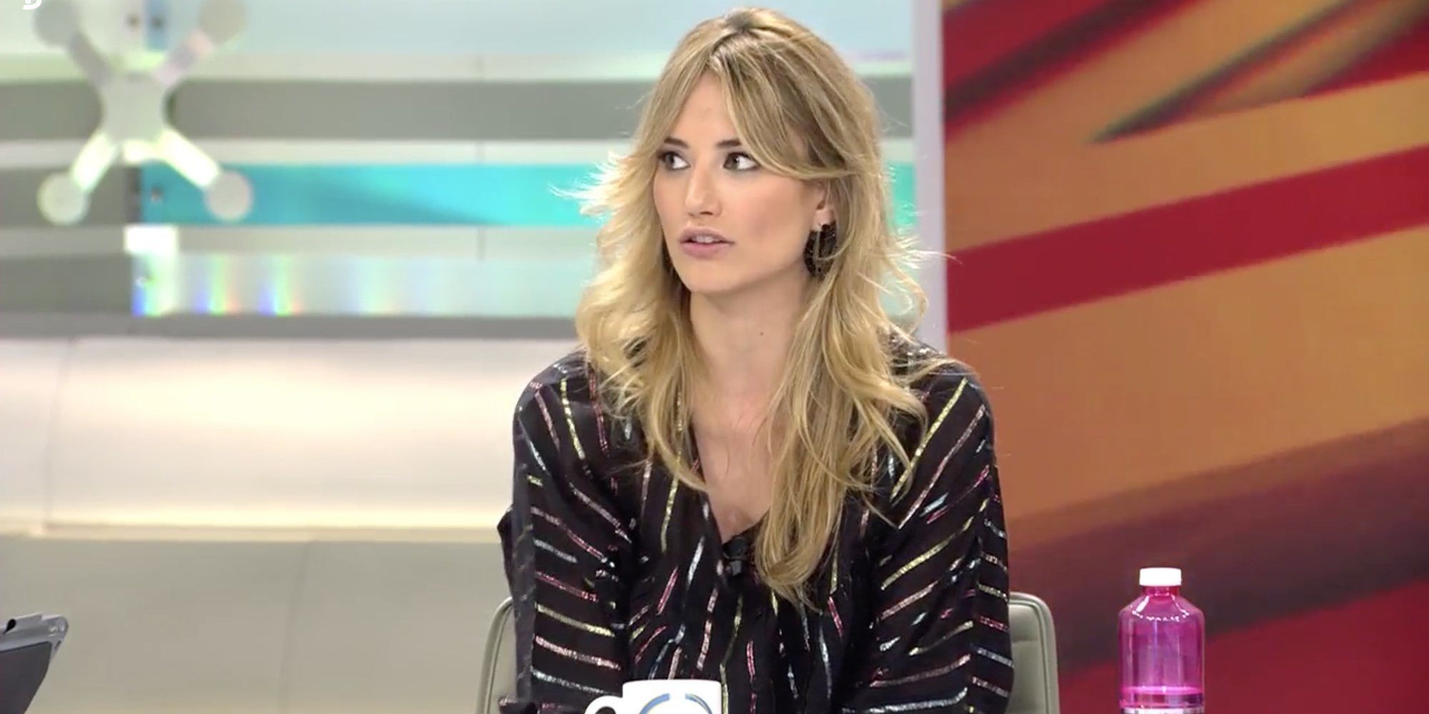 Alba Carrillo cambia de actitud en 'Ya es mediodía' tras la metedura de pata de su madre con Telecinco