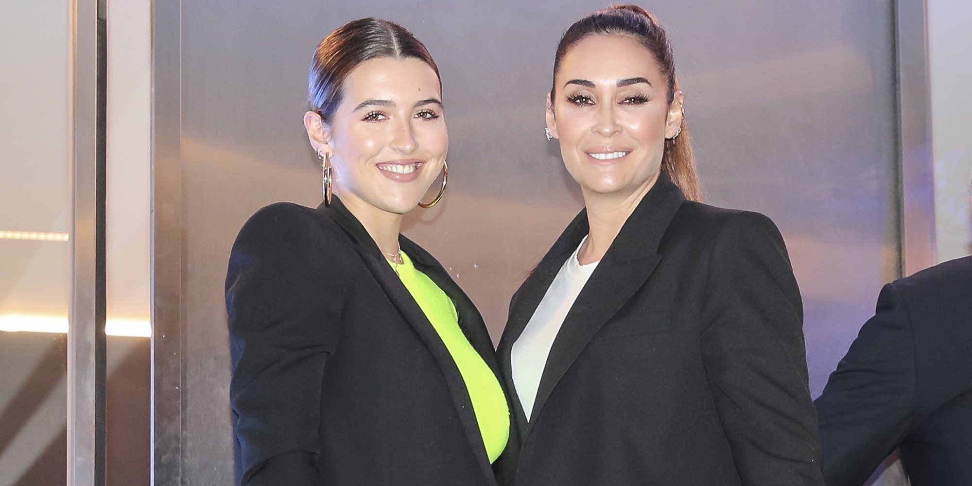 Vicky Martín Berrocal y Alba Díaz, resplandecientes y muy calladas en la fiesta de inauguración de 'Insparya'