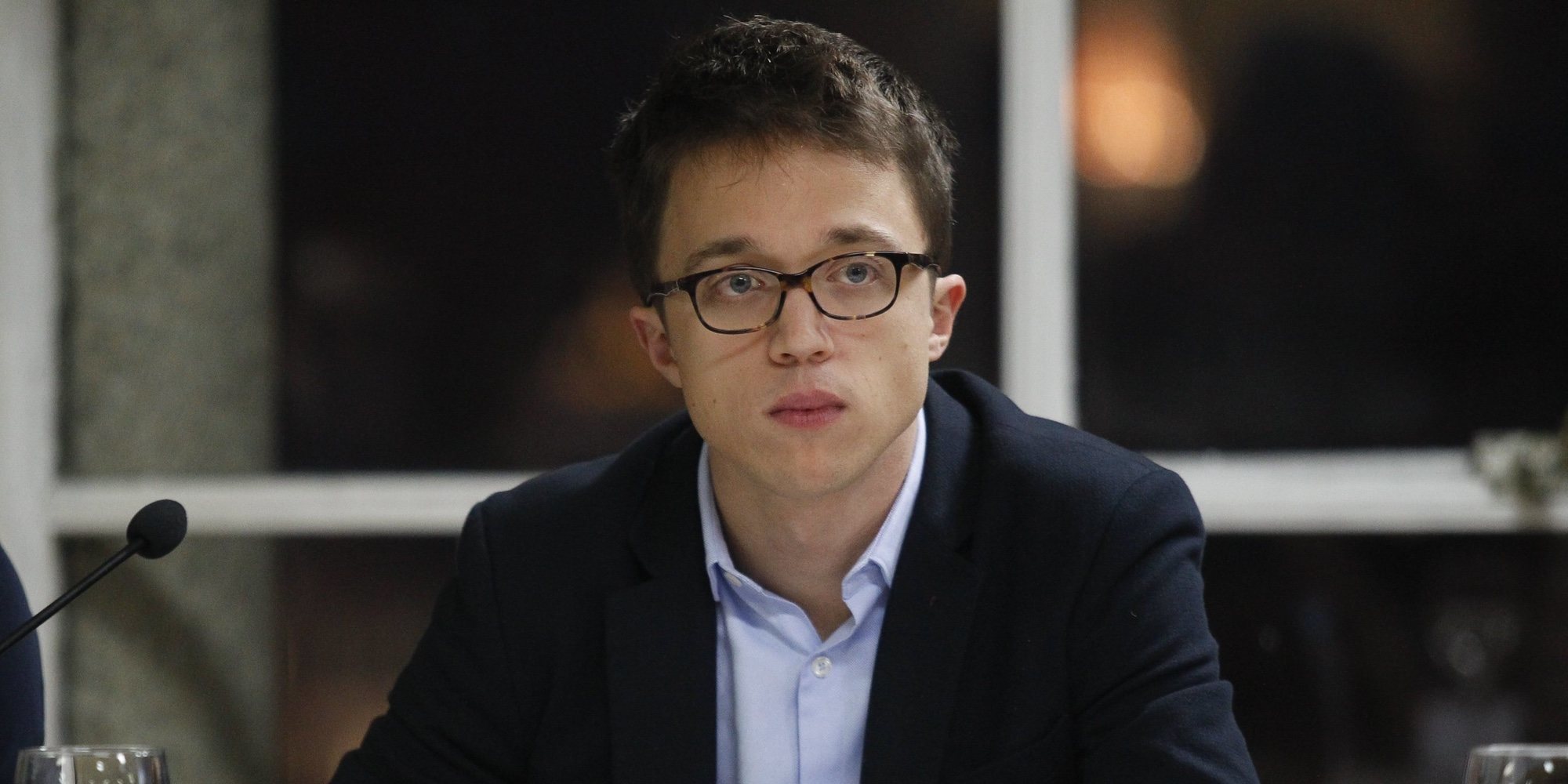 Íñigo Errejón podría haber encontrado el amor en Glòria Mena, una periodista de La Sexta