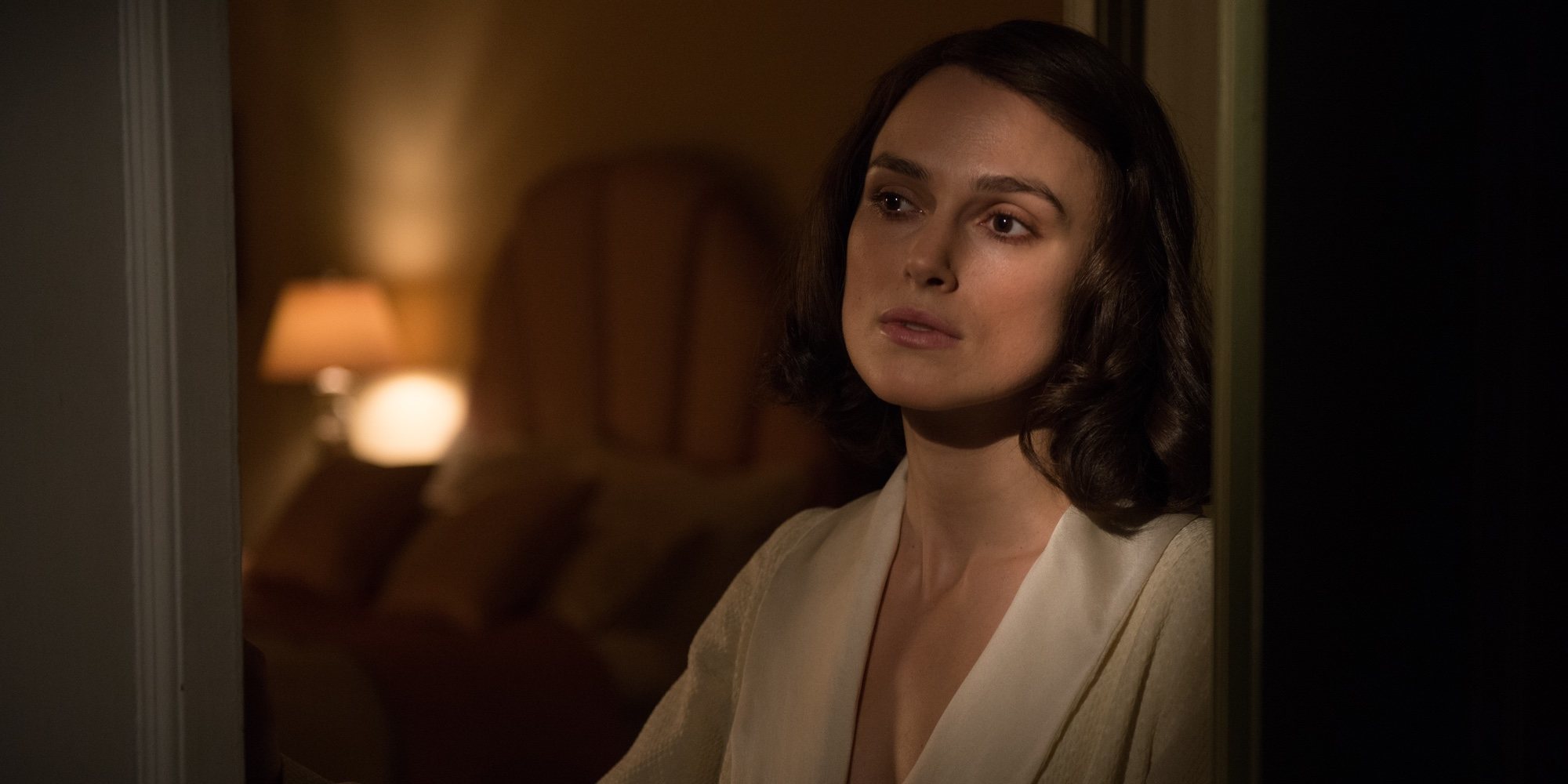 Clip en exclusiva de 'El día que vendrá', una historia de amor y traición con Keira Knightley y Alexander Skarsgård