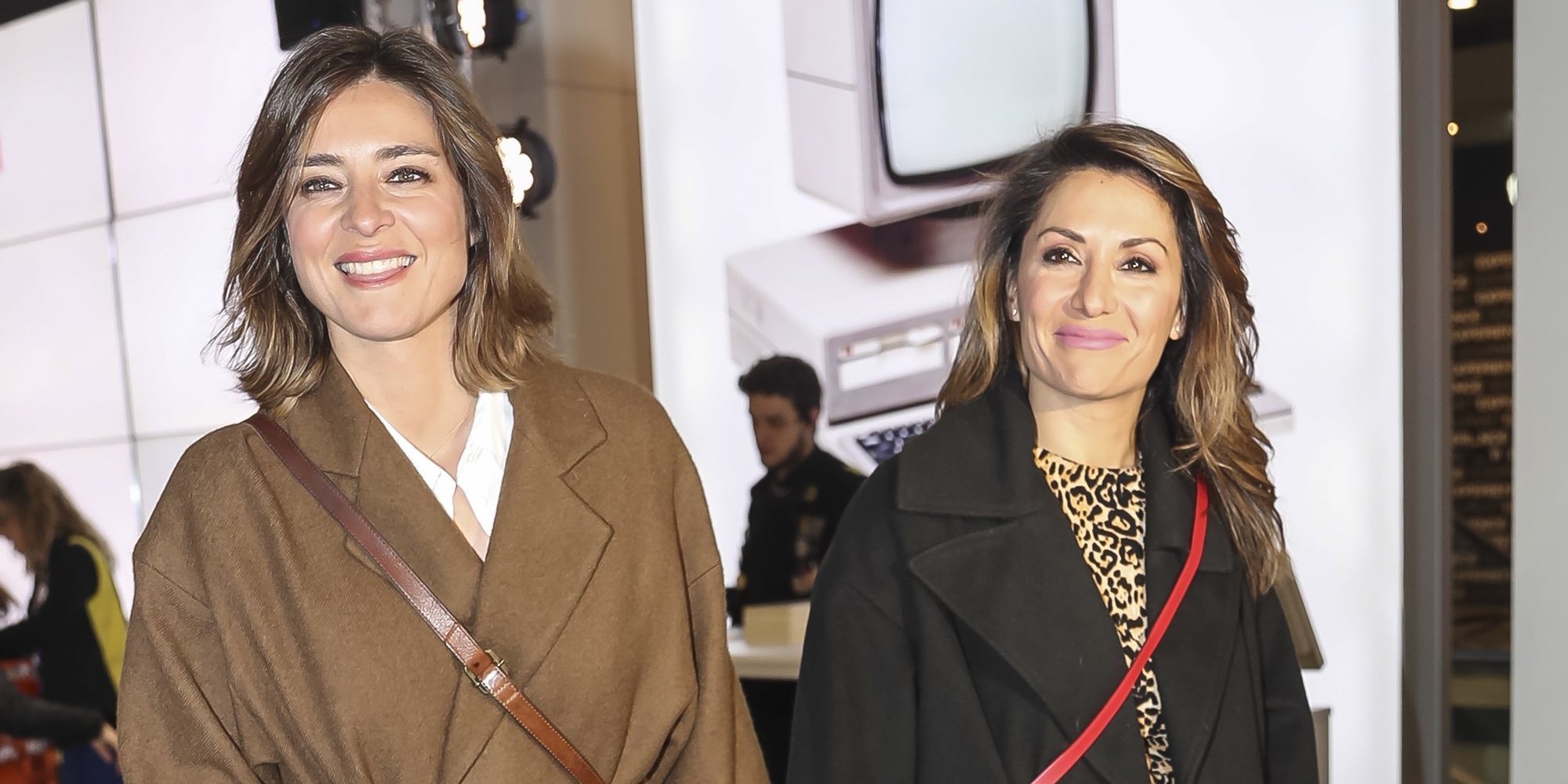 El beso más reivindicativo de Sandra Barneda y Nagore Robles: "Estoy enamorada de mi novia, somos una familia"