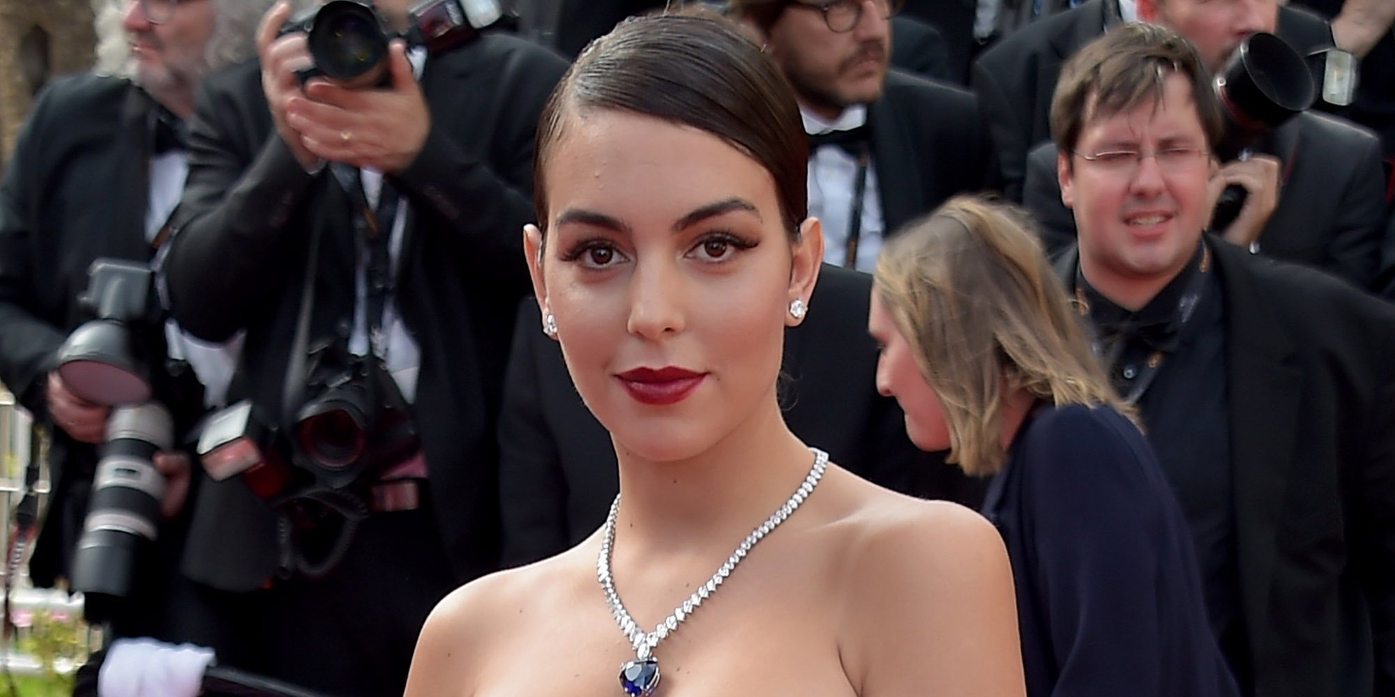 Georgina Rodríguez, como una auténtica estrella en su debut en el Festival de Cannes