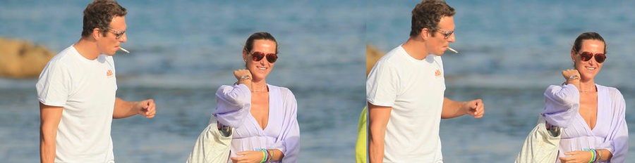 Los hermanos Alejandra y Joaquín Prat disfrutan de las vacaciones en Ibiza