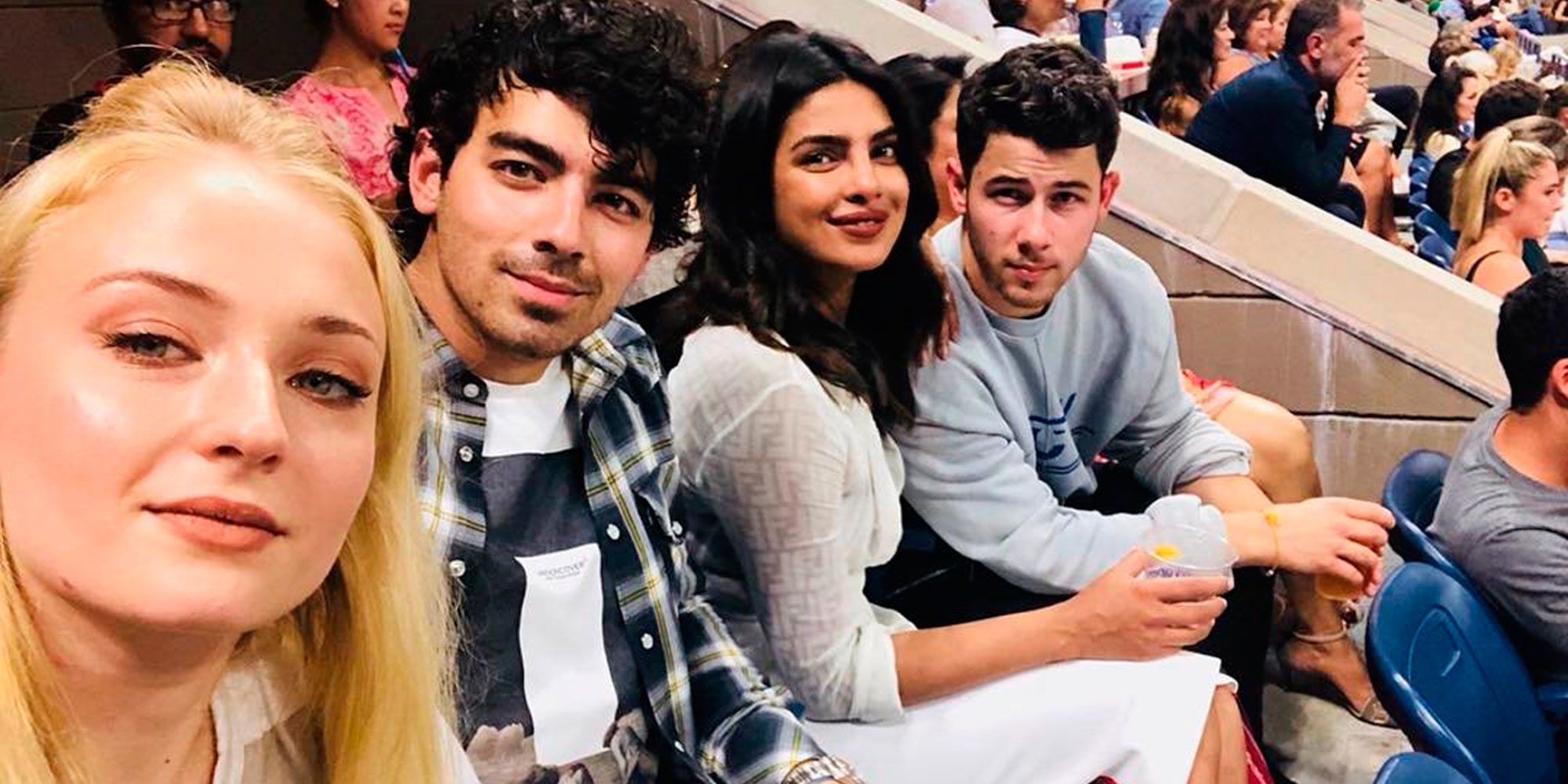 Sophie Turner y Priyanka Chopra, dos amigas unidas por los Jonas Brothers