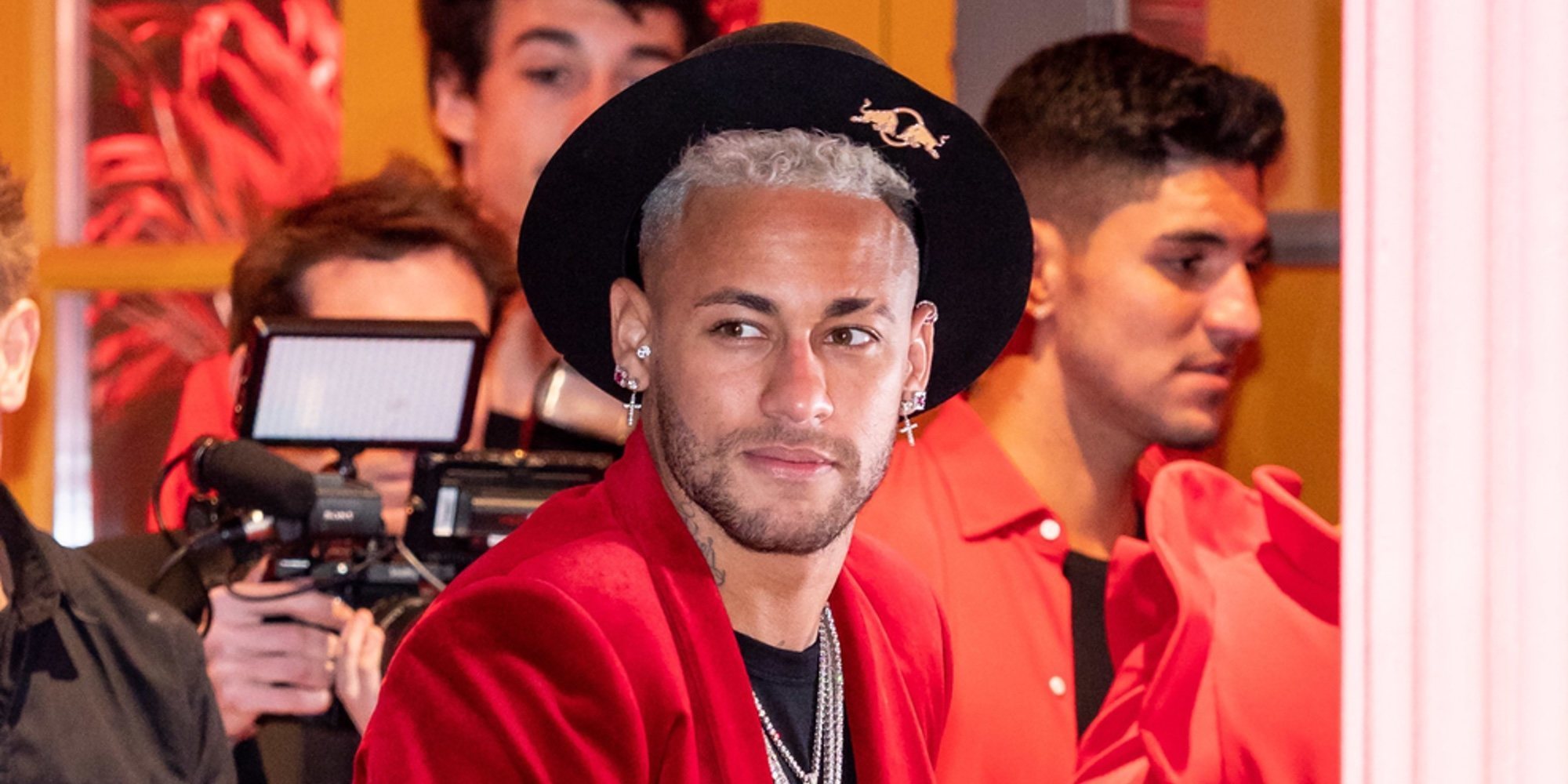 El padre de Neymar sale en defensa de su hijo tras salir a la luz un vídeo sobre la supuesta agresión