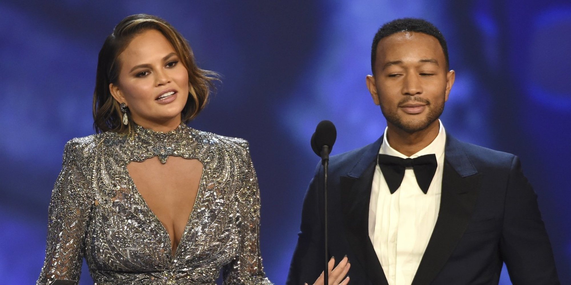 Chrissy Teigen revela los detalles íntimos de su primera cita con John Legend