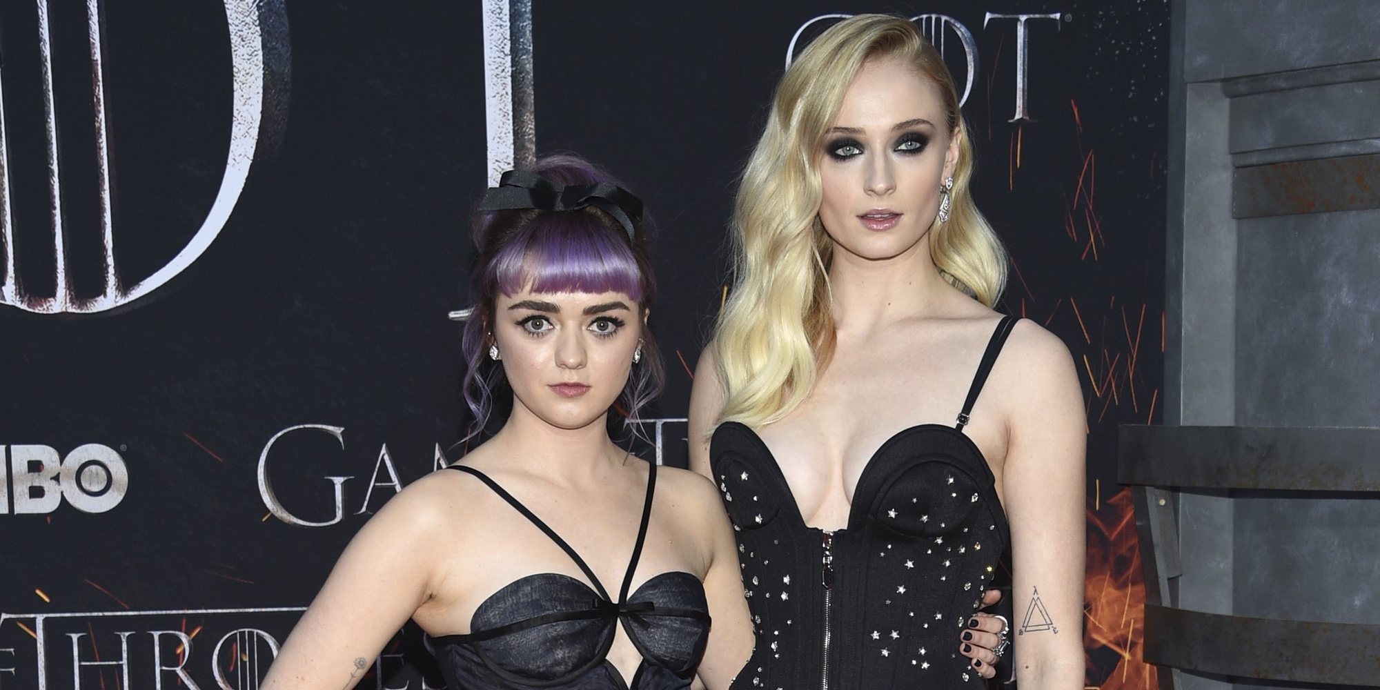 Sophie Turner celebra su despedida de soltera con Maisie Williams y otras amigas