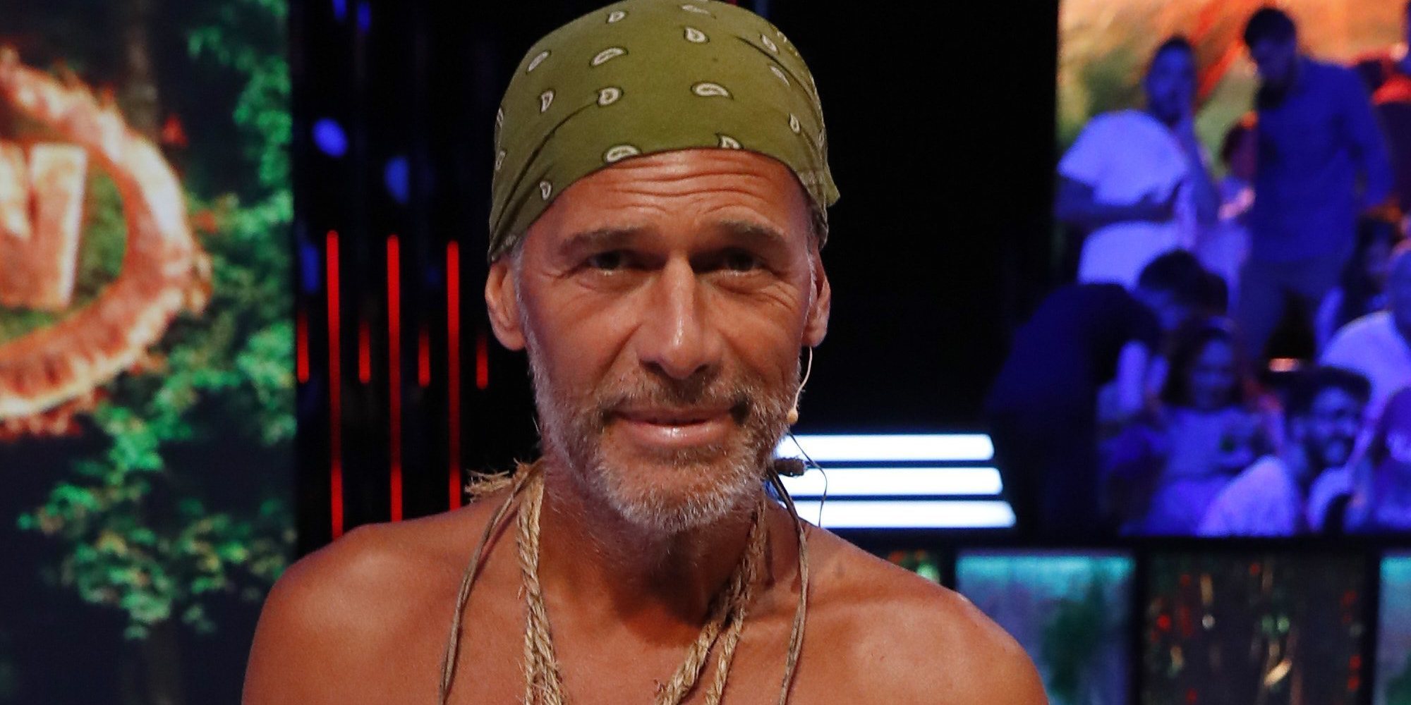 Carlos Lozano traiciona a Mónica Hoyos en 'Supervivientes 2019': "Solo mira por él"