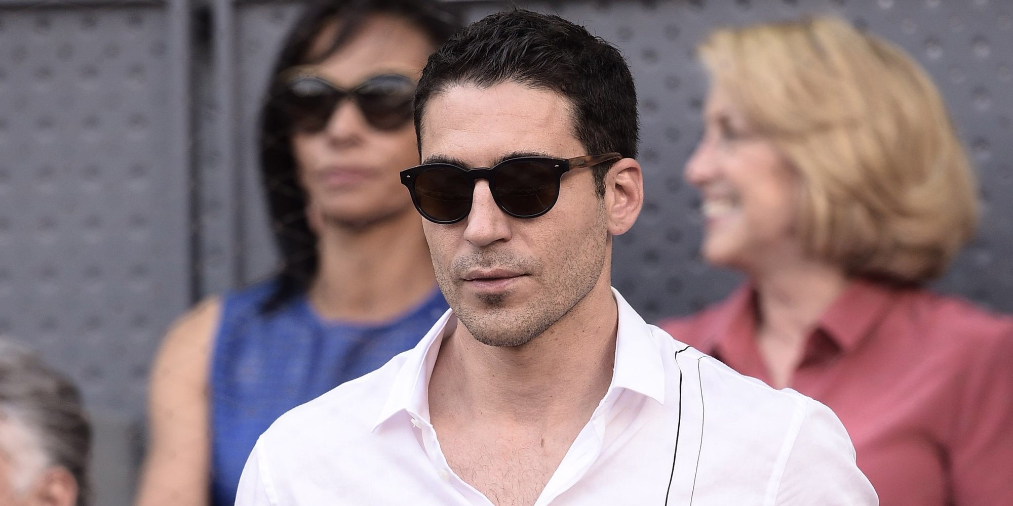 Miguel Ángel Silvestre, pillado con una joven modelo