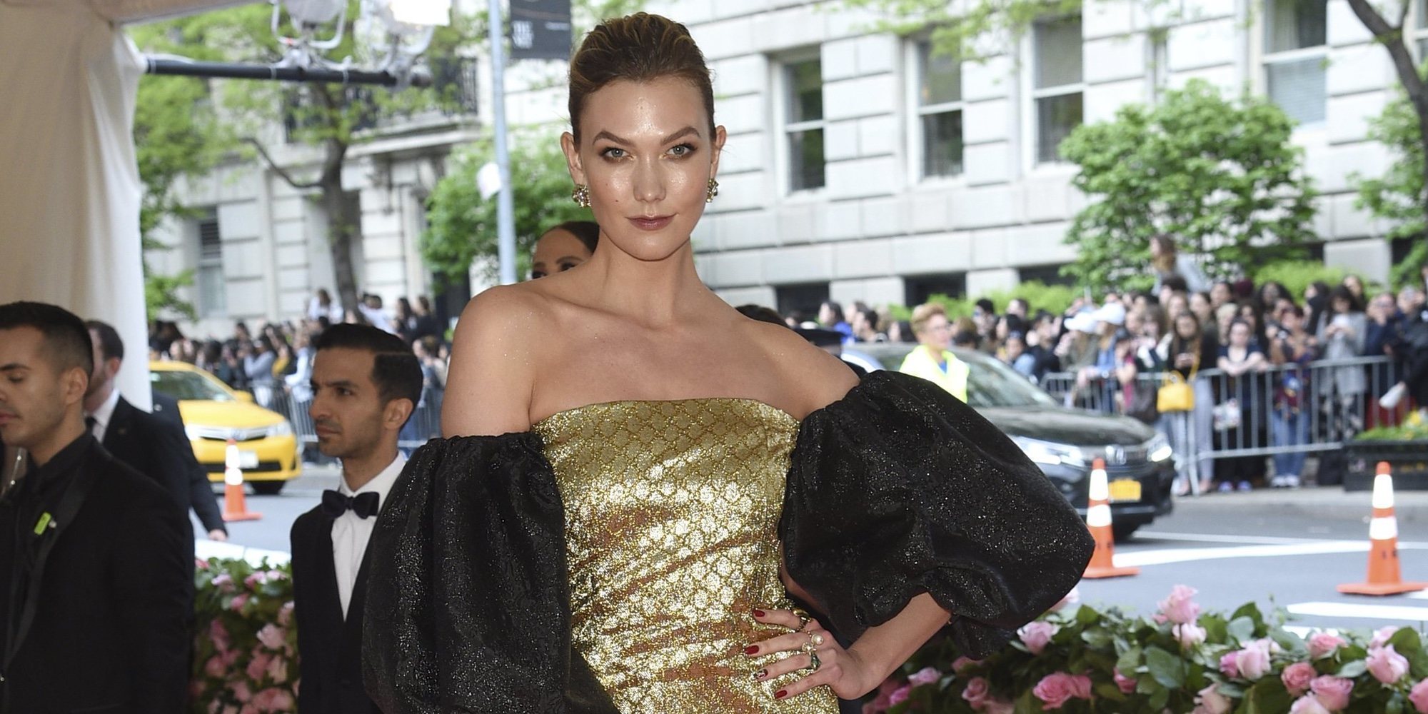 Karlie Kloss desmiente los rumores de embarazo: "No estoy embarazada, solo es amor"