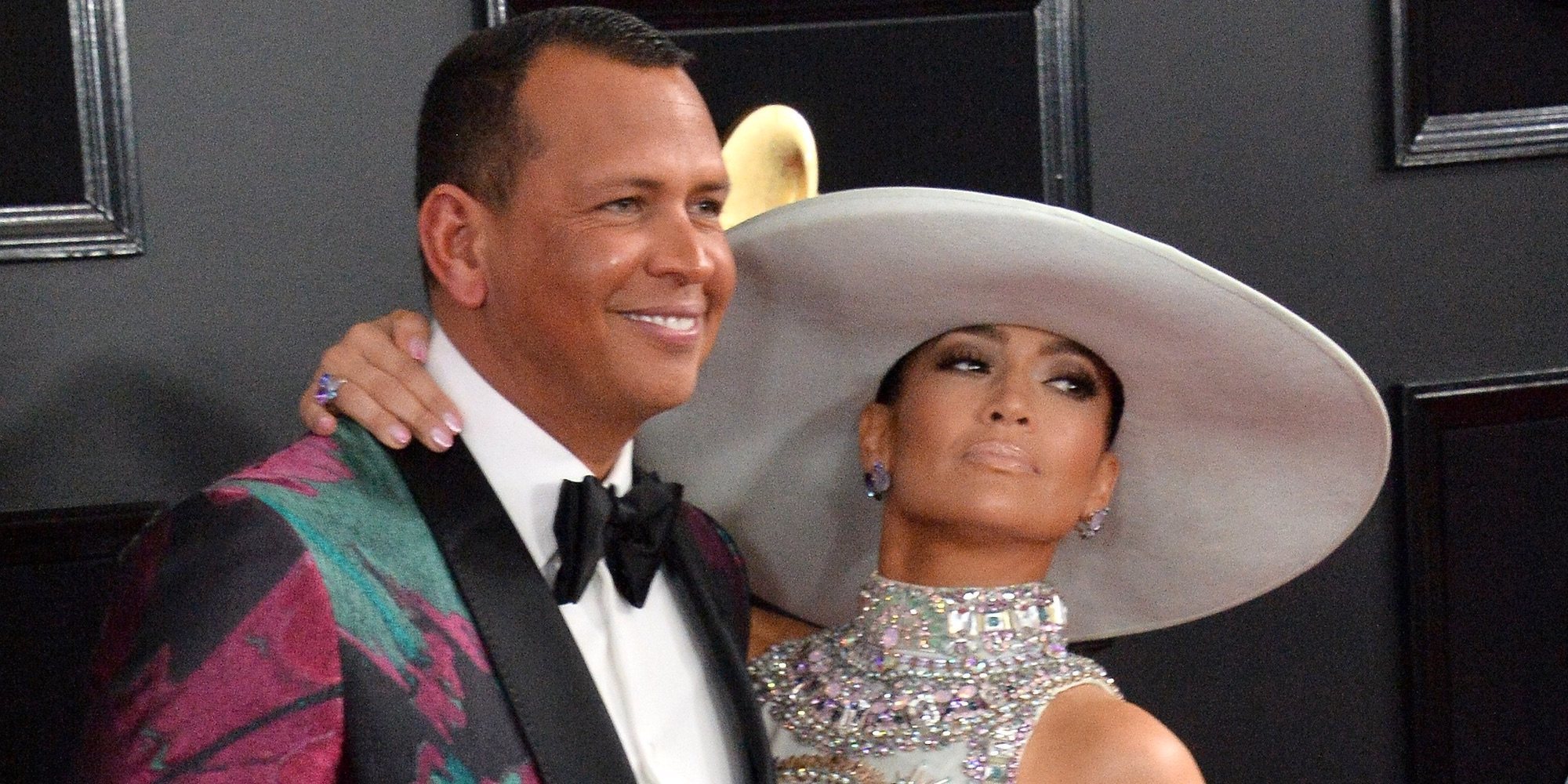 Jennifer Lopez sorprende a Alex Rodriguez con una gran fiesta de cumpleaños