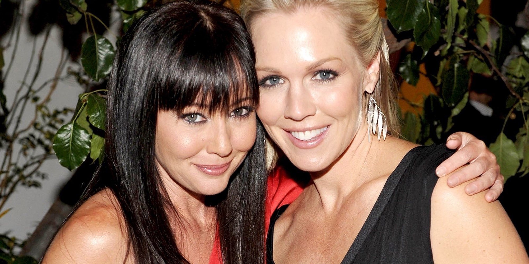 Shannen Doherty y Jennie Garth, más de dos décadas de rivalidad y amistad delante y detrás de las cámaras