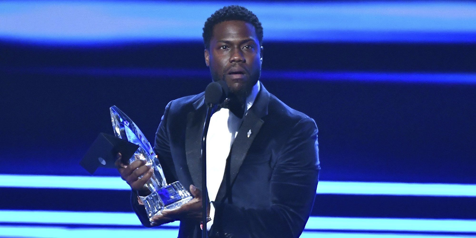 Kevin Hart, operado de urgencia tras sufrir un accidente de coche