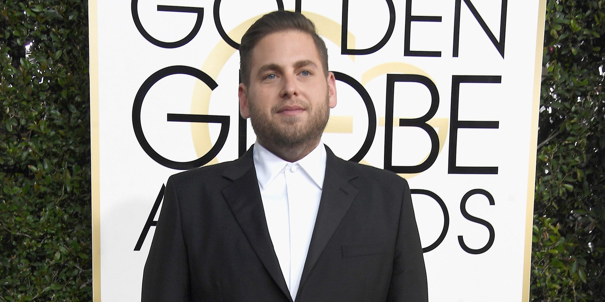 Jonah Hill se compromete con su novia Gianna Santos tras un año de noviazgo