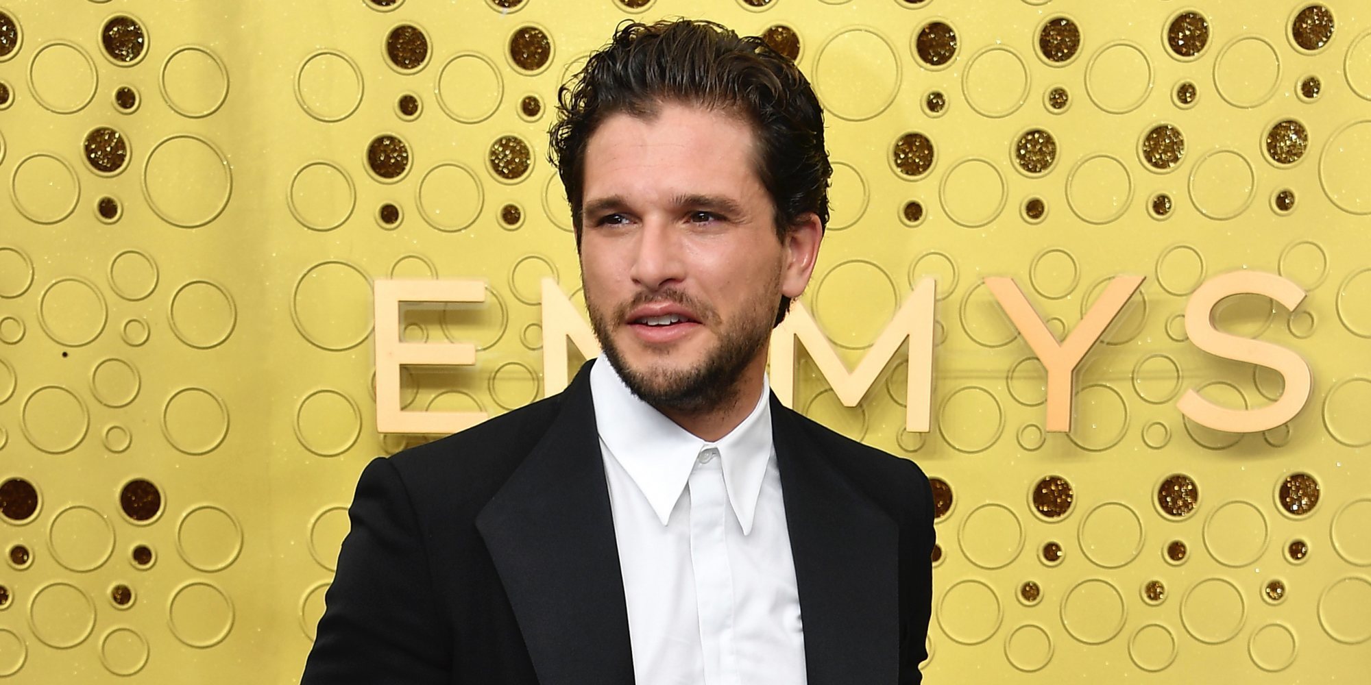 Kit Harington reaparece en los Emmy 2019 tras su ingreso en rehabilitación por estrés y alcoholismo