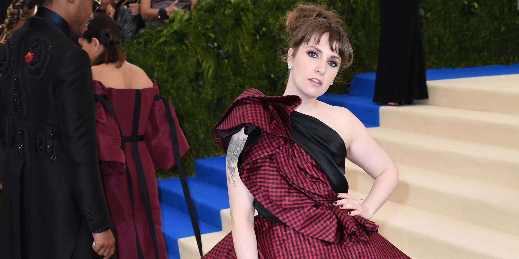 Lena Dunham cuenta cómo fue su paso por un centro de desintoxicación por su dependencia a ciertos medicamentos