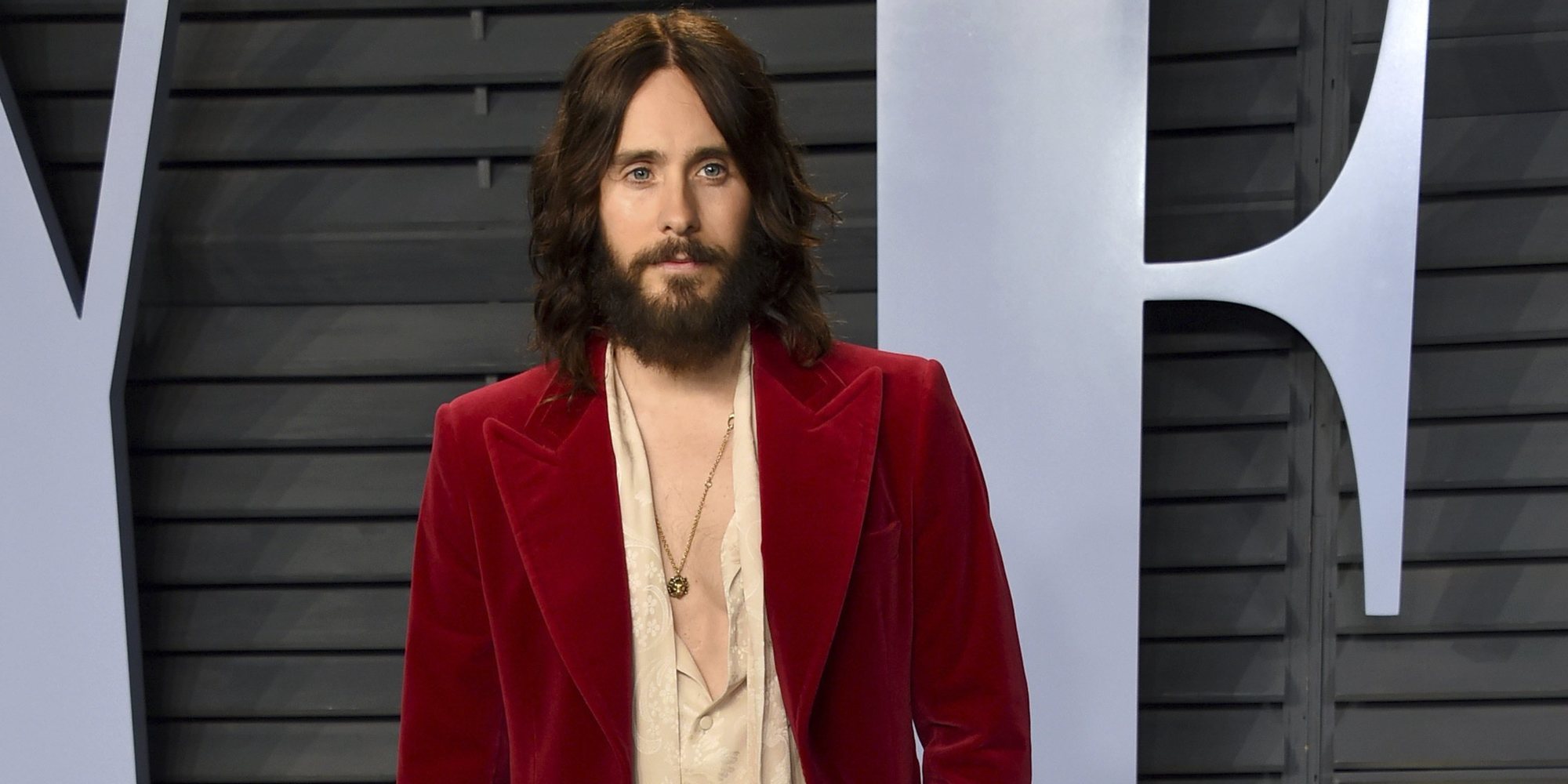 Jared Leto ofrece una recompensa a quien encuentre la réplica de su cabeza de la gala MET que ha sido robada