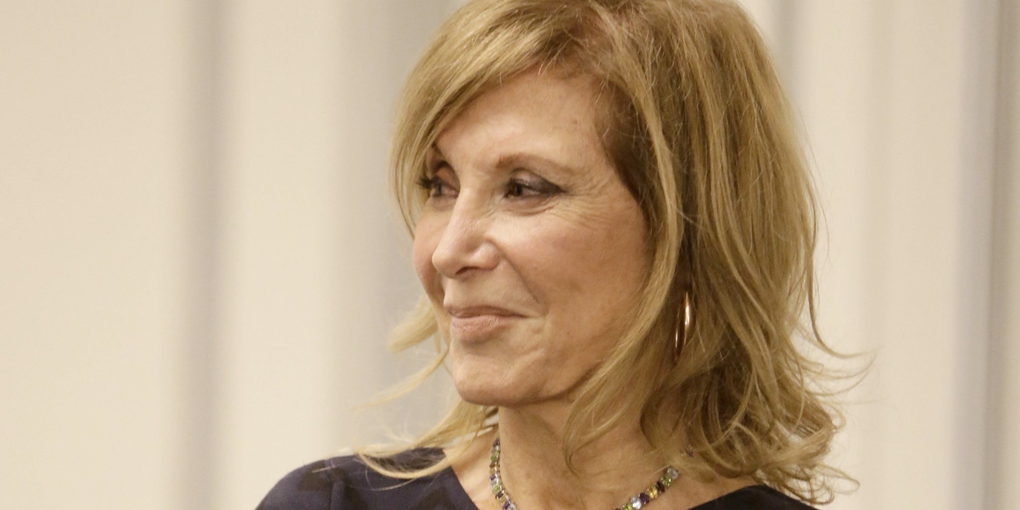 Pilar Eyre: "Con mi libro 'Un perfecto caballero' he revivido cosas que me hacen sufrir"