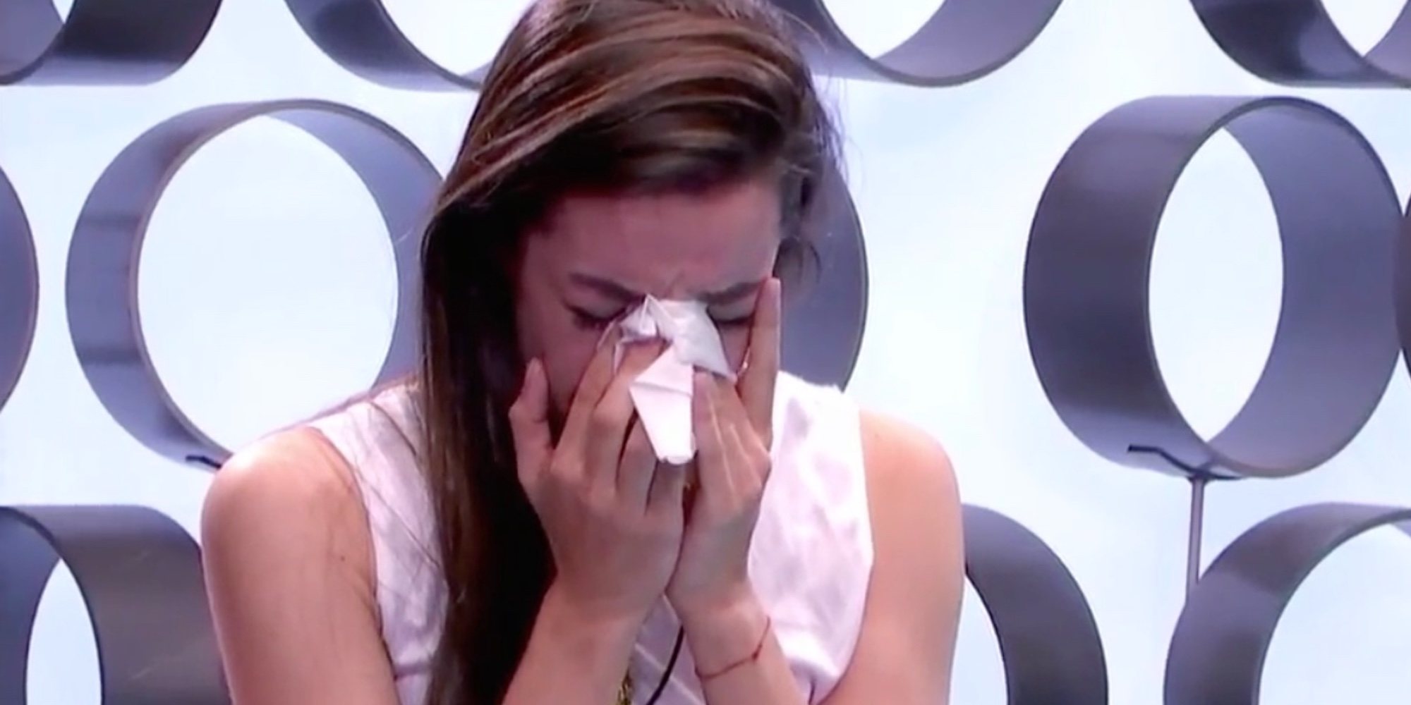 Adara, abrumada por sus propios sentimientos en 'GH VIP 7': "No sé qué mierdas estoy haciendo"