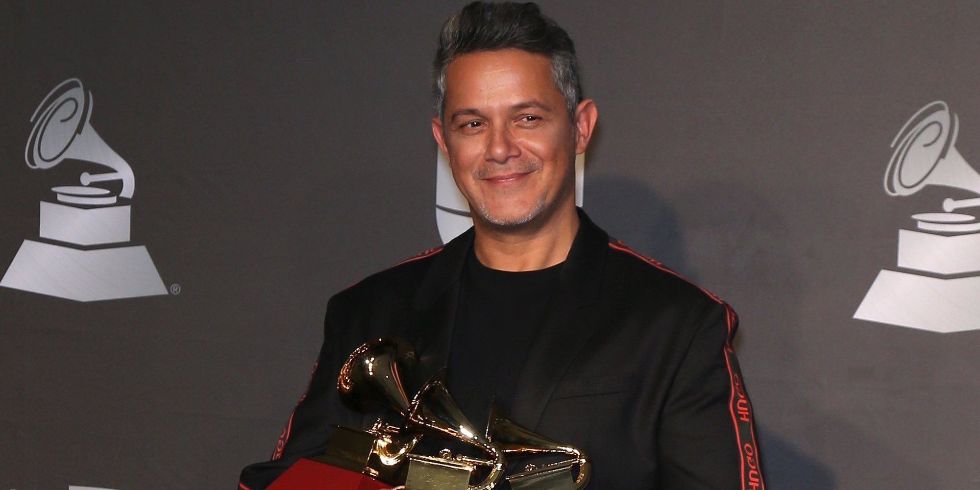 Alejandro Sanz presenta de manera oficial a su nueva pareja, Rachel Valdés, en los Grammy Latinos 2019