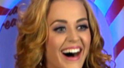 Katy Perry vuelve a cambiar de look, ahora rubia