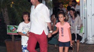 Froilán y Victoria disfrutan del polo en Sotogrande junto a su padre, Jaime de Marichalar