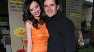 Orlando Bloom y Miranda Kerr deslumbran en los premios Global Green