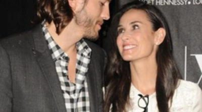 Ashton Kutcher sale de fiesta tras los rumores de una supuesta infelidad a Demi Moore