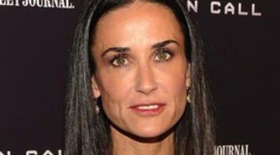 Demi Moore y Ashton Kutcher siguen luciendo el anillo de casados por separado