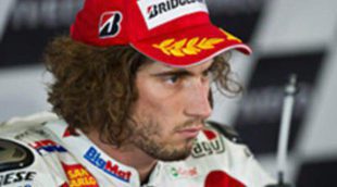 El mundo del motociclismo llora la trágica muerte del piloto Marco Simoncelli en Sepang