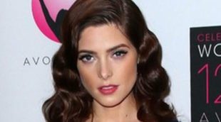 Ashley Greene, Fergie, Delta Goodrem y Teri Hatcher brillan en los Premios de la Fundación Avon