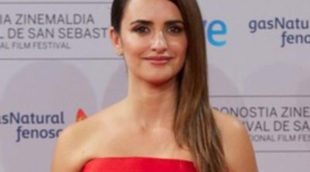 Penélope Cruz estrena 'Volver a nacer' en el Festival de San Sebastián 2012 arropada por Pilar Bardem