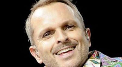 Gonzalo Miró y Mercedes Milá bailan a ritmo de Miguel Bosé en el concierto de 'Papitwo' en Madrid